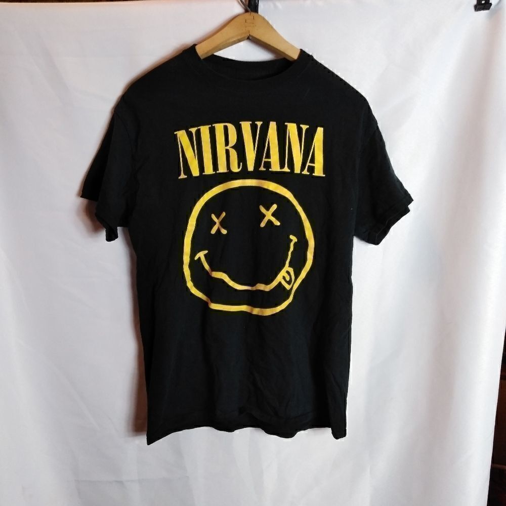 Nirvana tee